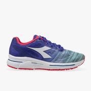 diadora mythos blushield elite 2