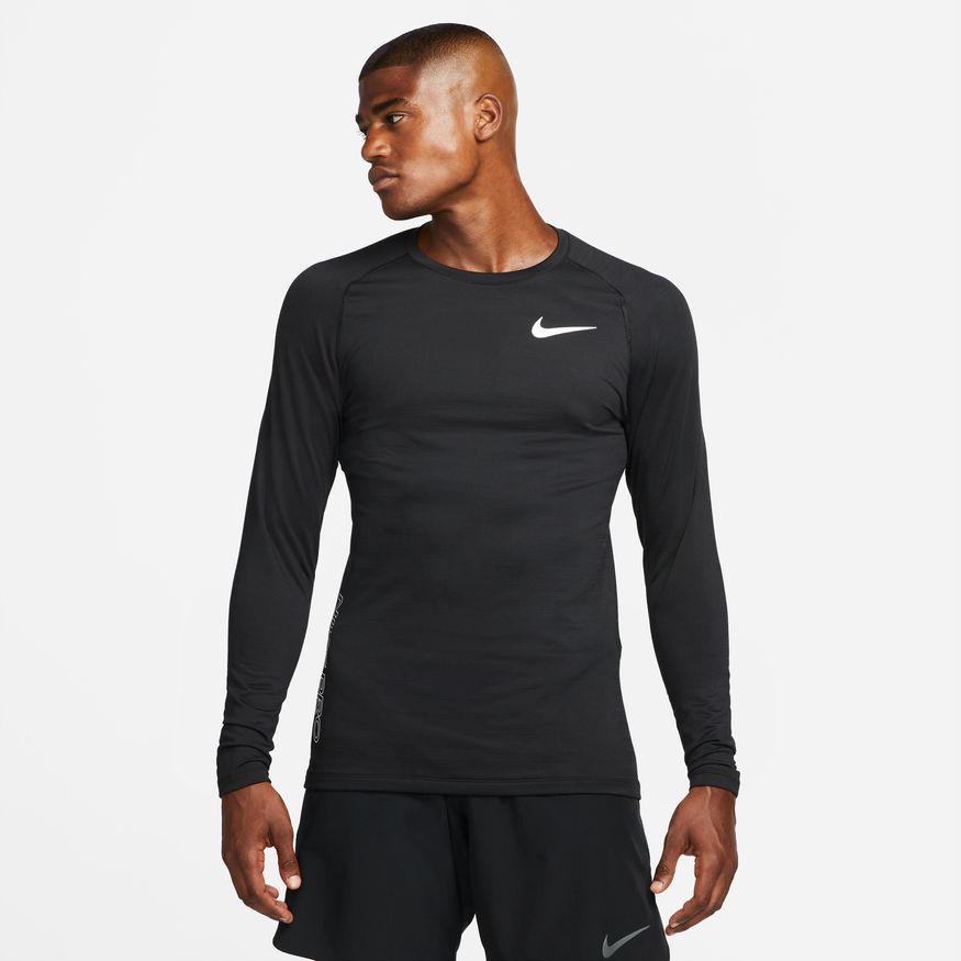 velordnet Vejfremstillingsproces Vise dig Soccer Plus | NIKE Men's Nike Pro Long-Sleeve Crew